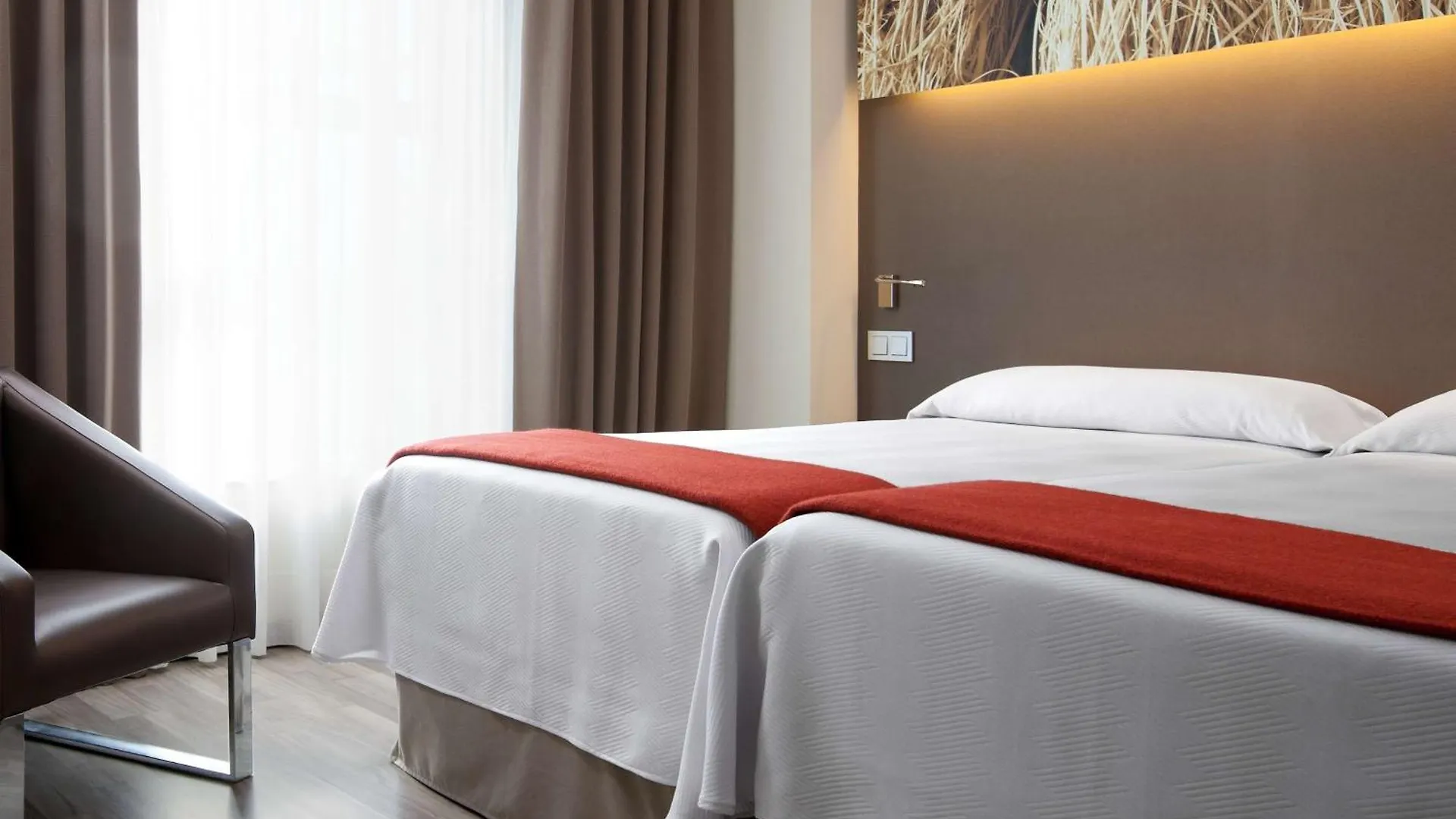 Nh Barcelona Diagonal Center Hotel 3*,