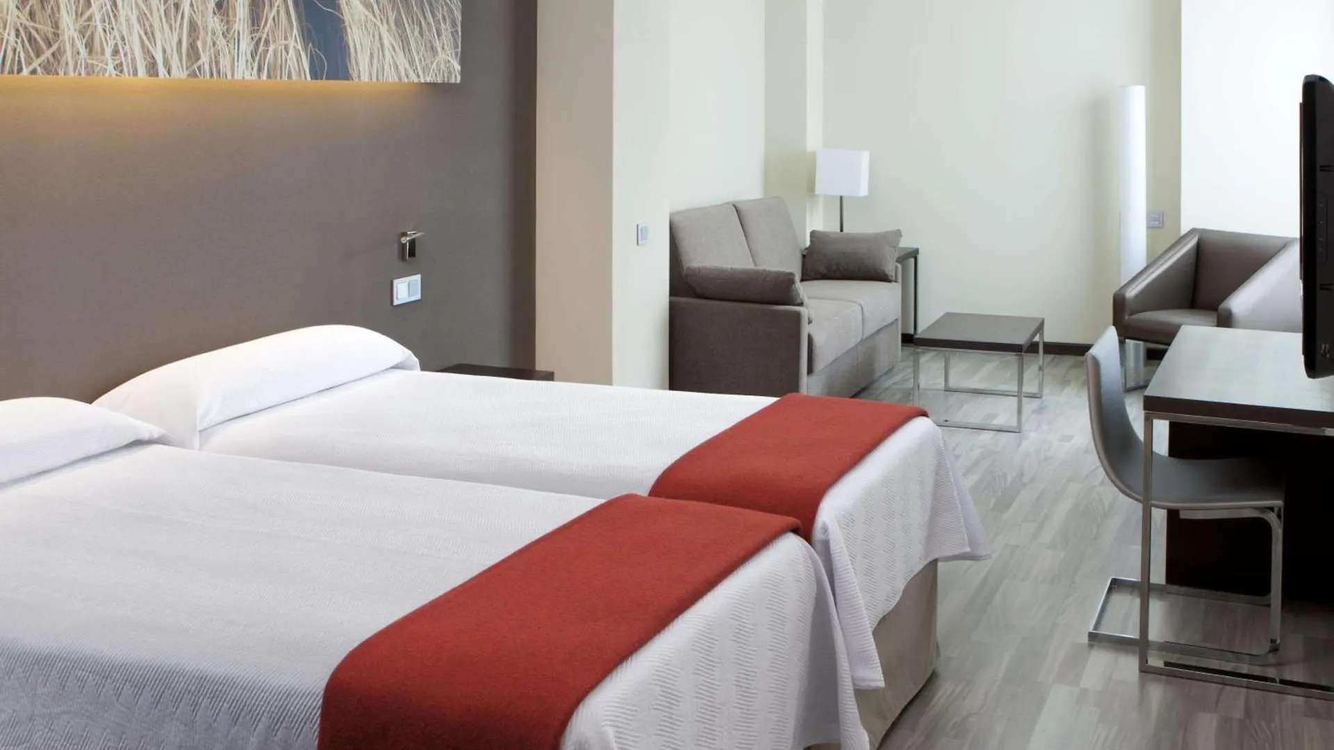 Nh Barcelona Diagonal Center Hotel