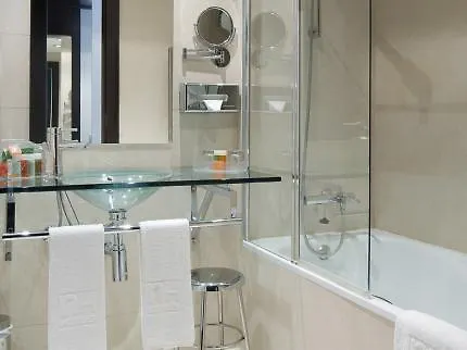 Nh Barcelona Diagonal Center Hotel 3*,