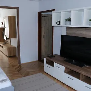 petofi-apartman.szeged-hotels.com/