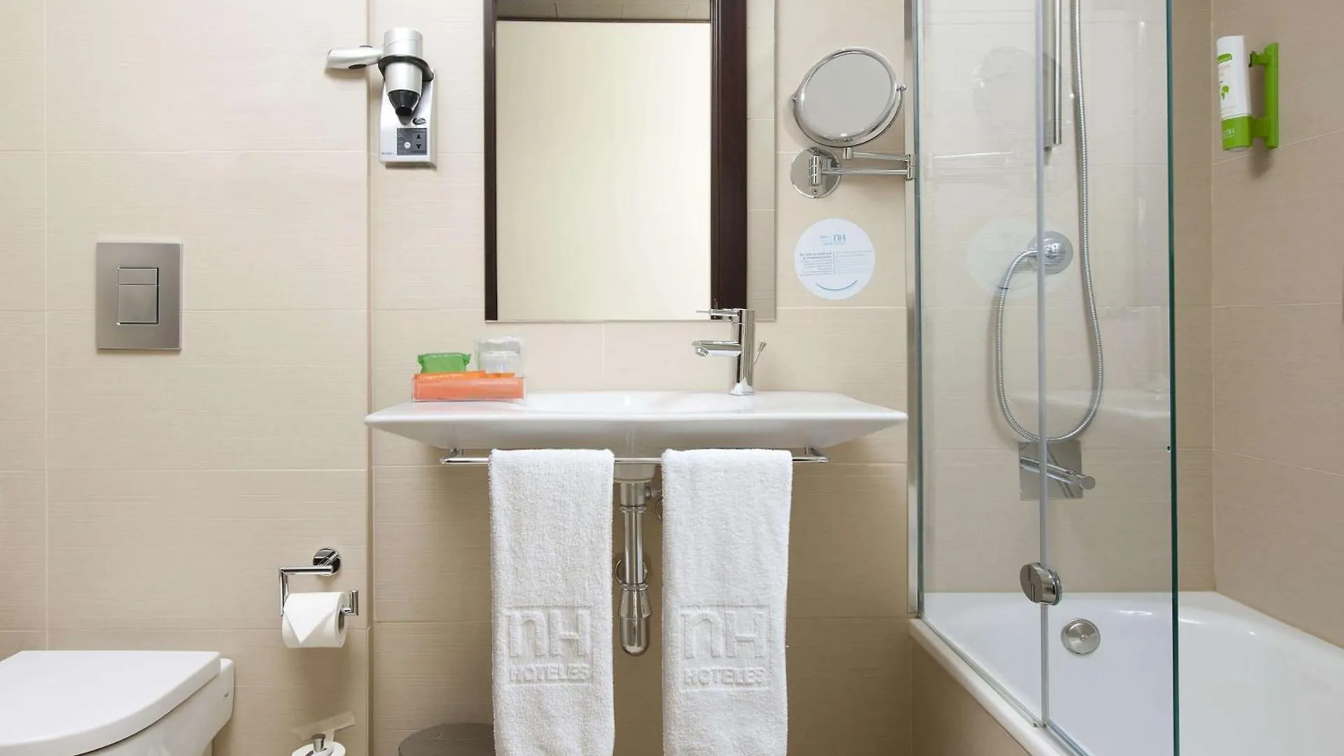 Nh Barcelona Diagonal Center Hotell Spanien